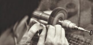 Co trzeba zrobić żeby zostać jubilerem?