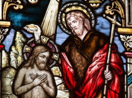 Jak ubrać dziecko na chrzest?