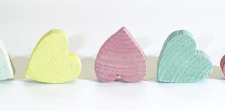 Jak rozciągnąć buty o jeden rozmiar? Jak rozciągnąć buty o jeden rozmiar?